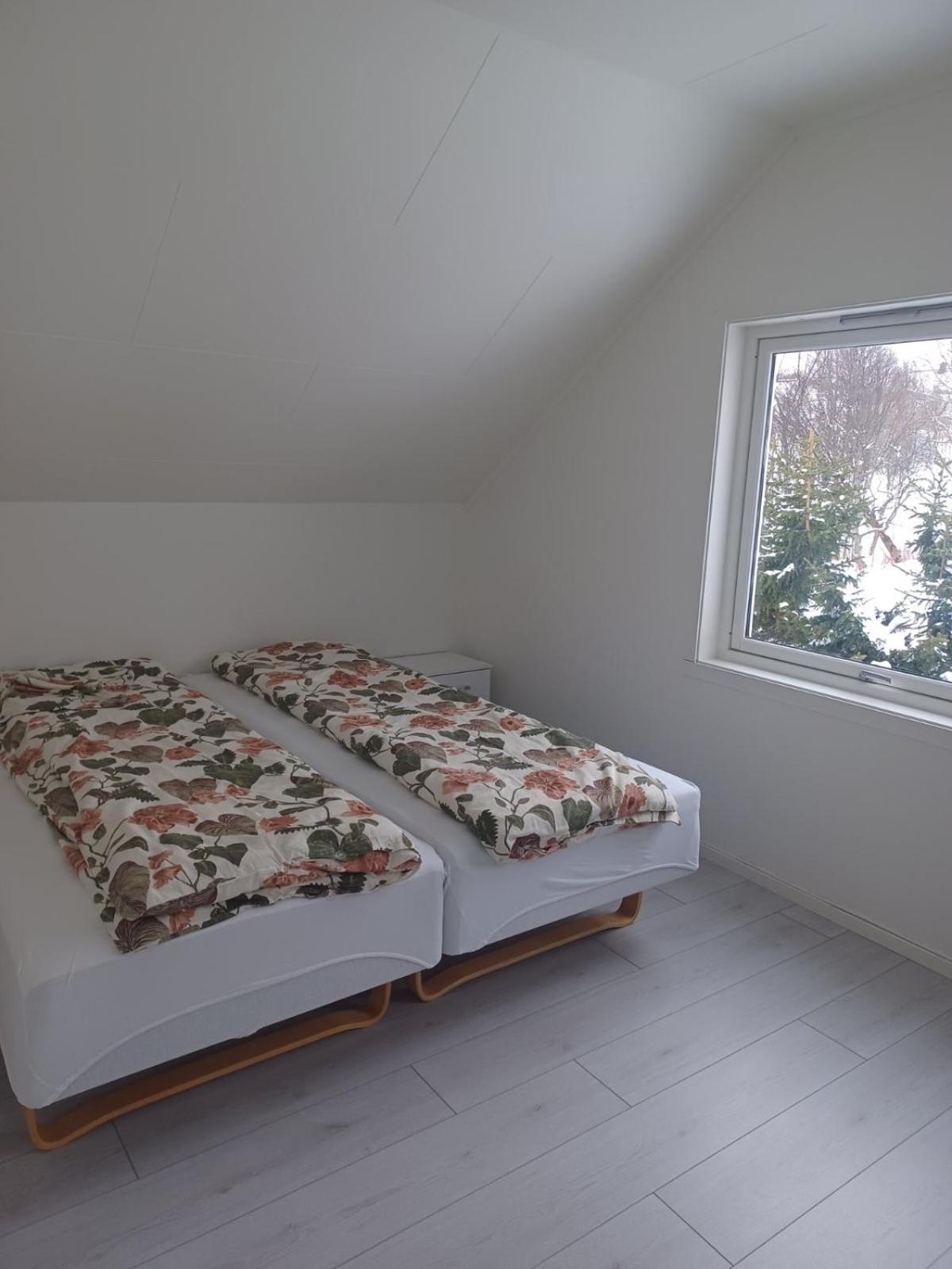 Great Guest House Natalie'S Skjervoy ภายนอก รูปภาพ