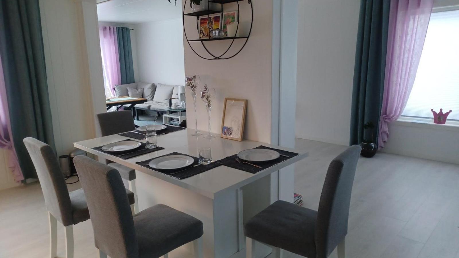 Great Guest House Natalie'S Skjervoy ภายนอก รูปภาพ